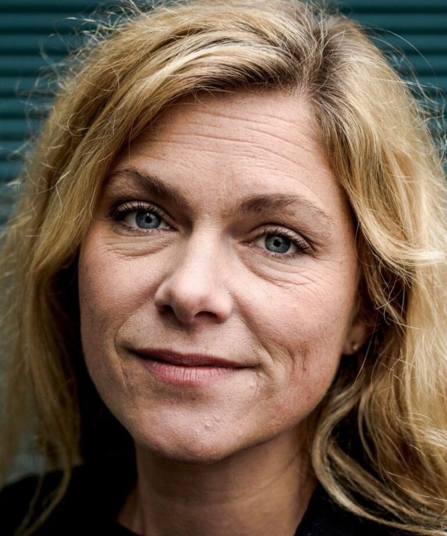 Portrettfoto av dame